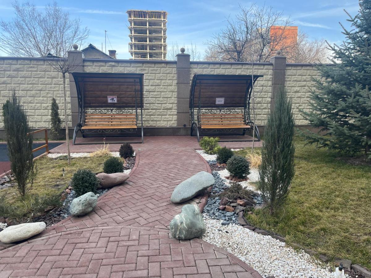 Апартамент Кристалл Bishkek Exterior foto